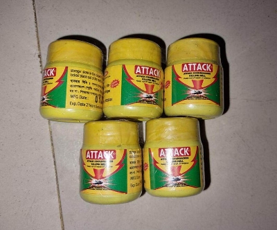 Picture of Cockroach Attack Gel - 5/2 pcs (5 pcs)