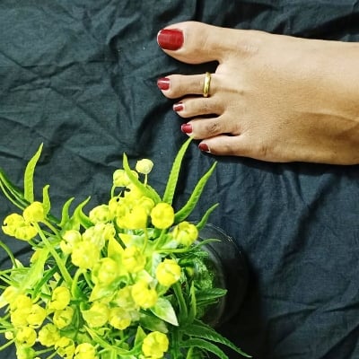Picture of Premium Quality - 6 PCS Leg Finger Ring Set C Adjustable Smart Looking for Female Girls and Women Multicolor - Couture - High-end