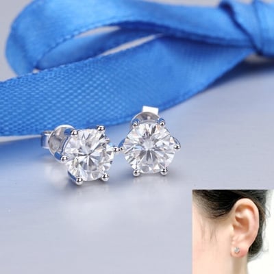 Picture of Six-Claw Round One Stone Zircon Earrings Set L1 Hollow Tassel Pendant Snowflake Eardrop Versatile Personality Autumn Retro Kaner Dul Jewelry Accessories Birthday Wedding Engagement Bridal Party Amazing Gift Item for Female Girls White Color