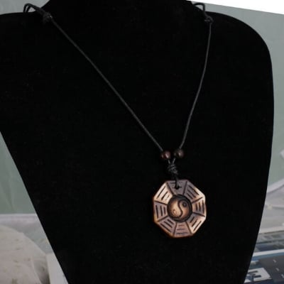 Picture of Yan in Popular Pendant All-Match Necklace Geometry Shaped Mala with Locket Stall Temple Exhibition Hot Selling Jewelry Accessories Birthday Party Amazing Gift Item For Male/Female Brown and White Color
