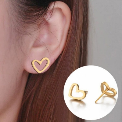 Picture of 1 Pair Hot Selling Love Queen Heart Shaped Earrings 24K Gold Water Drop Set P1 Hollow Tassel Eardrop Versatile Personality Autumn Retro Kaner Dull Popular Jewelry Accessories Birthday Wedding Engagement Bridal Party Amazing Gift Item for All Gold Color