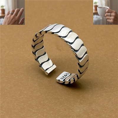 Picture of Adjustable Popular Chain Finger Ring Set B1 All-Match Cold Style Versatile Personality Autumn Retro Angti Hot Selling Jewelry Accessories Birthday Wedding Engagement Bridal Party Amazing Gift Item for Men and Women Silver Color