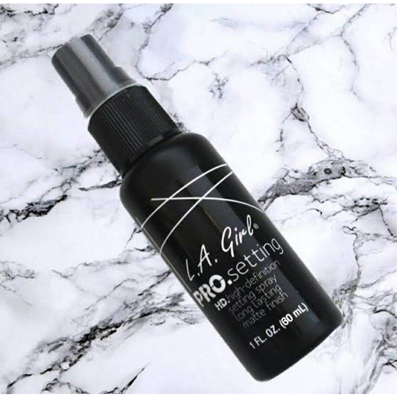 Picture of L,A G,irl Makeup Setting spray Long Lasting Matte Finish 