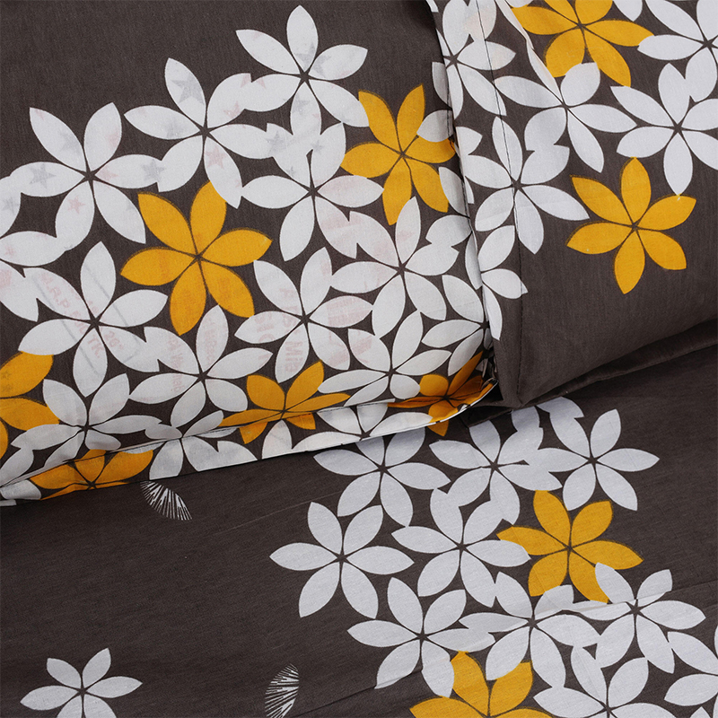 Picture of Digital Home Tex Cotton mixed (পলেস্টার মিক্সড পাতলা কাপড়) 7.5 Feet By 8 Feet King Size Bedsheet With Two Pillow Covers - Bed Sheet Multicolor