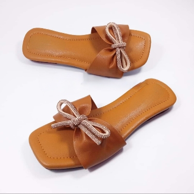 Picture of Woman/Ladies Fashionable & Comfortable Sandal/Slipper/Shoes