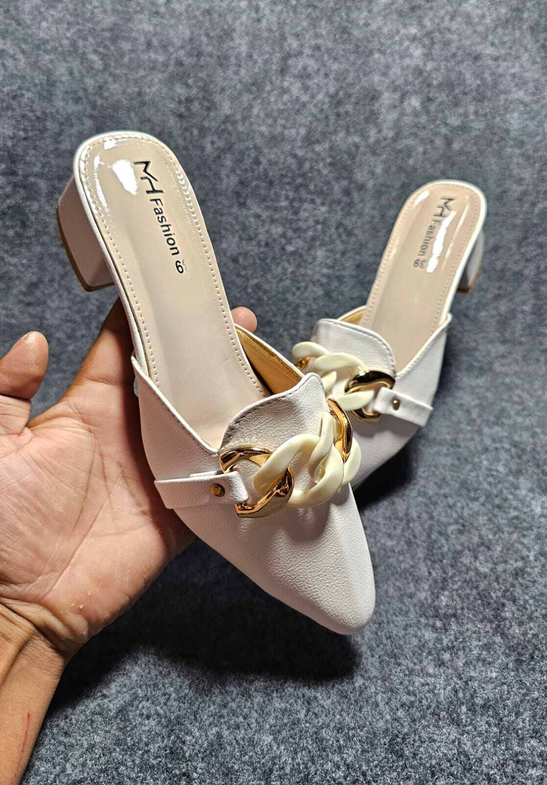 Picture of New Fashionable Balance Heel Juta Balance Box Heel Nagra for women