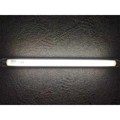 Picture of PHILIPS 8W T5 Fluorescent Tube Light white Color(6400K) 11.5 inchi, Poland-White