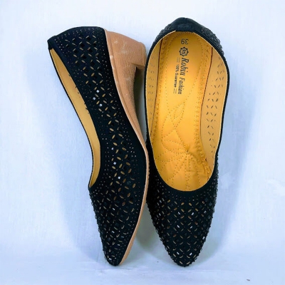 Picture of Ladies full shoe upper with an iconic Stone design, Ladies full shoes (Deep Black,EU:38)