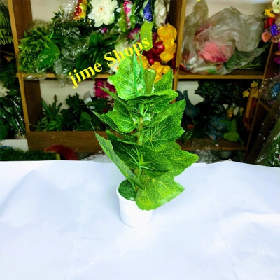 Picture of Artificial Leaves & Plant 9inc In plastic Pot For Office Decoration,jime shops flowers (Green Maple Leaves)