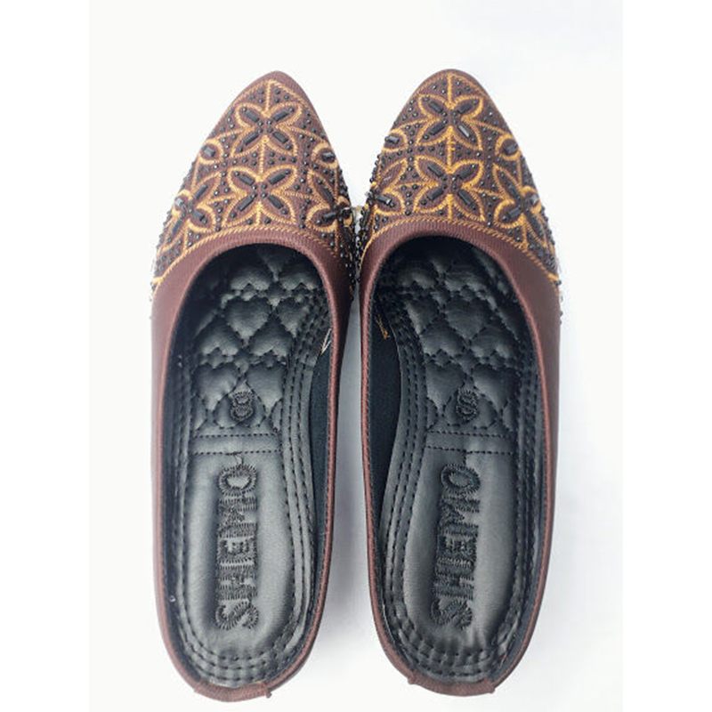 Picture of Ladies half shoes with some unique colors (Brown,EU:39)