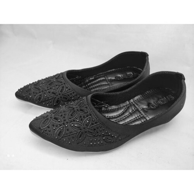 Picture of Ladies Karcupi Half Flat Fashionable Full Shoes (Matte Black,EU:36)