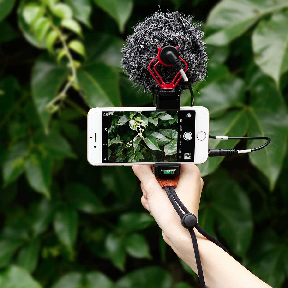 Picture of BOYA BY-MM1 Battery Free On Camera Shotgun Microphone for iPhone Android DSLR with 1 Year Warranty-Black