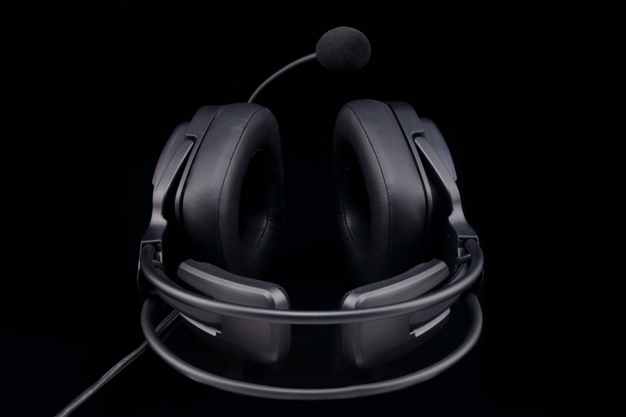 Picture of A4 TECH BLOODY G575 RGB Detachable Mic. VIRTUAL 7.1 HiFi SURROUND SOUND USB BLACK GAMING HEADSET-Black