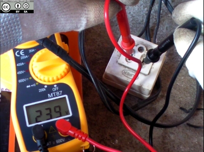 Picture of Digital Clamp Meter Multimeter AC/DC Ammeter Voltmeter Resistance Test - Original Model: MT87 - Versatile Testing Capability (Yellow)
