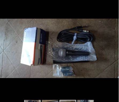 Picture of AHUJA Aud-98Xlr Unidirectional  Professional Dynamic Corded Microphone with XLR cable to 6.5mm (Copy)