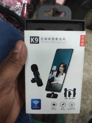 Picture of 2 in1 Dual Bluetooth Microphone K9  Type C Wireless Lavalier Microphone Noise Reduction Outdoor Live Broadcast USB Lavalier Microphone For Mobile Phone (Black)
