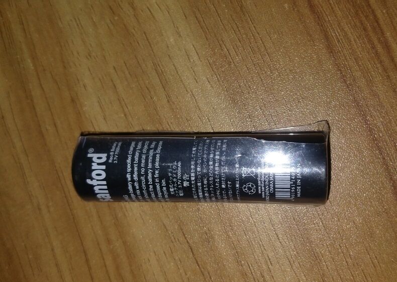 Picture of 3.7V 7000mAh 65x18mm Sanford Strong Light Lithium-ion Rechargeable Battery (Black)