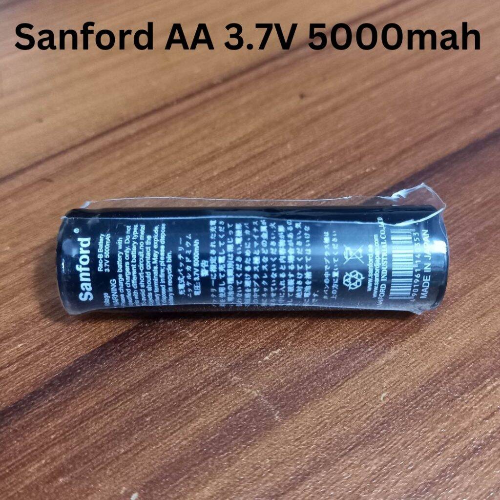 Picture of 7000mAh Battery SnF7000 18650 Battery 3.7V 7000mAh Rechargeable Battery 18650 Rechargeable Battery 3.7V Rechargeable Battery Lithium Battery 3.7V Battery For Power Bank Laptop Battery (Black)