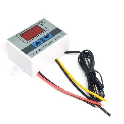 Picture of XH-W3001 Digital Temperature Controller with LED Display for Egg Incubator (Multicolor)