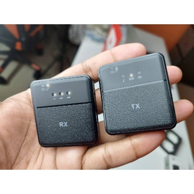 Picture of SX9 Mini Portable Condenser Phone Karaoke Wireless Lavalier Microphone Professional Lapel Noise Reduction Tpye C (i-phone)