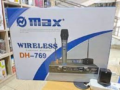 Picture of OMax Wireless Professional Microphone DH-769 Dual UHF Microphone Black (Black)