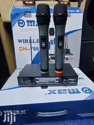 Picture of OMax Wireless Professional Microphone DH-769 Dual UHF Microphone Black (Black)