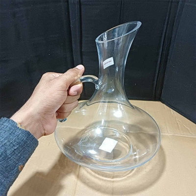 Picture of 1 pcs  European style Red Coke jug Domestic cocacola Decanter European Style Luxury Black water jug 1500ml