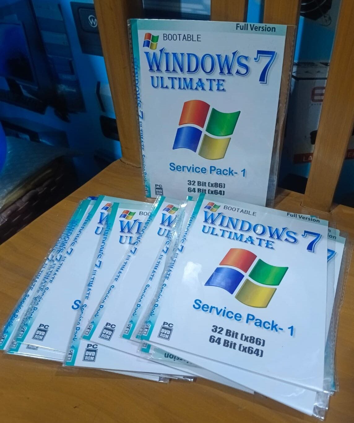 Picture of MW W-I-N-D-O-W-S  dvd  Seven  7  Compact disk DVD  all version Available only Win- DVD - White