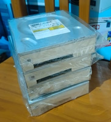 Picture of DVD writer  korean product 22X DVD+R 8X DVD+RW 16X DVD-ROM 48X CD-ROM Black SATA varieties brand etc brand availavle