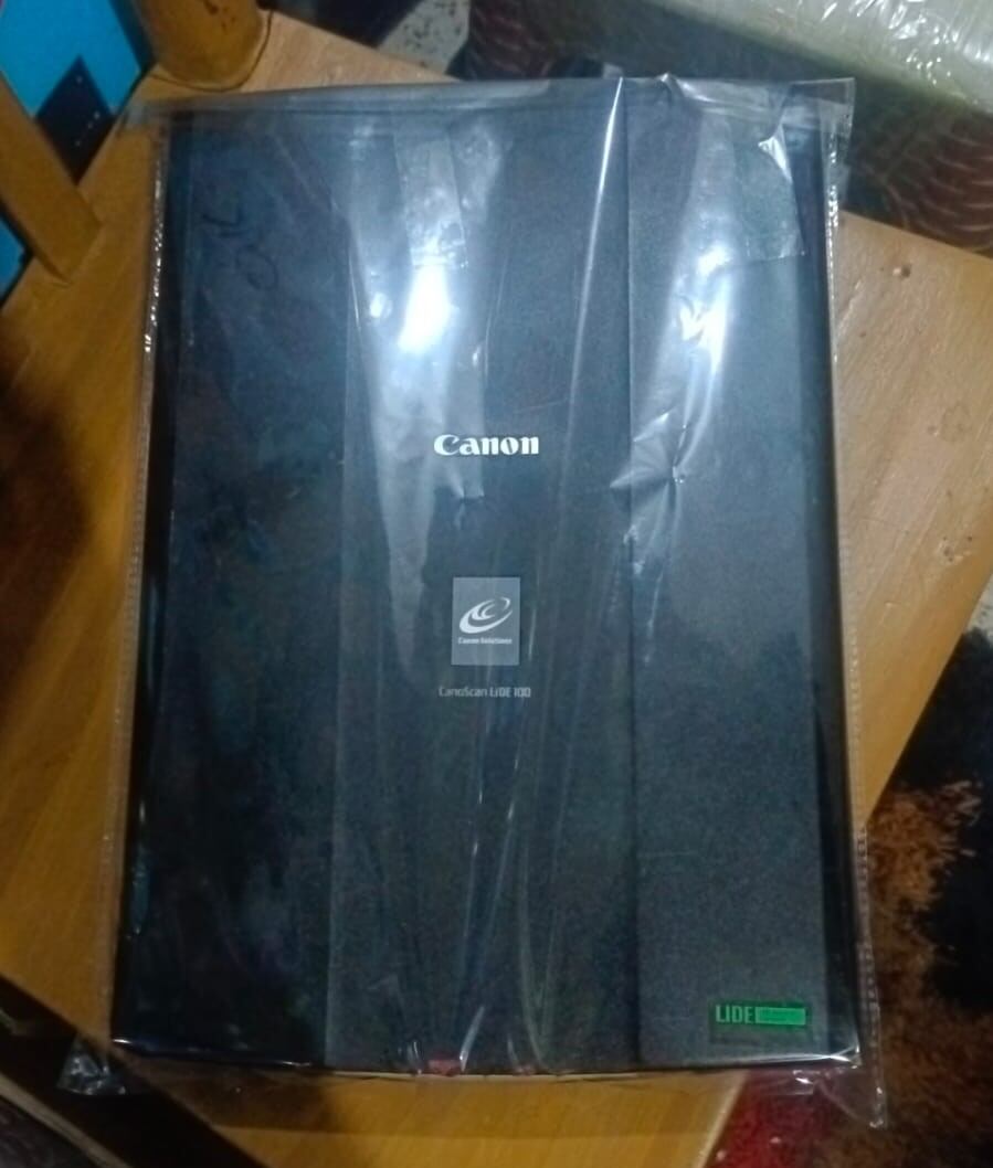 Picture of Canon Lide 100 Or Lide 110 Scanner - High-Quality Scanning Solution For Home Or Office korean Product full fresh full ok - Black