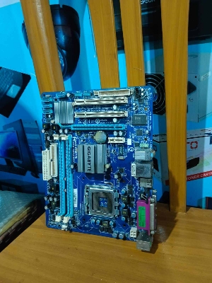 Picture of Mother board G-41 ddr2 ram supporters   korean Product 1 year warranty(G-I-G-A-B-Y-T-E/I-N-T-E-L/A-S-U-S/M-S-I Etc brand available