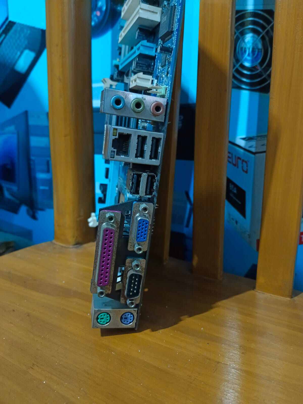 Picture of Mother board G-41 ddr2 ram supporters   korean Product 1 year warranty(G-I-G-A-B-Y-T-E/I-N-T-E-L/A-S-U-S/M-S-I Etc brand available
