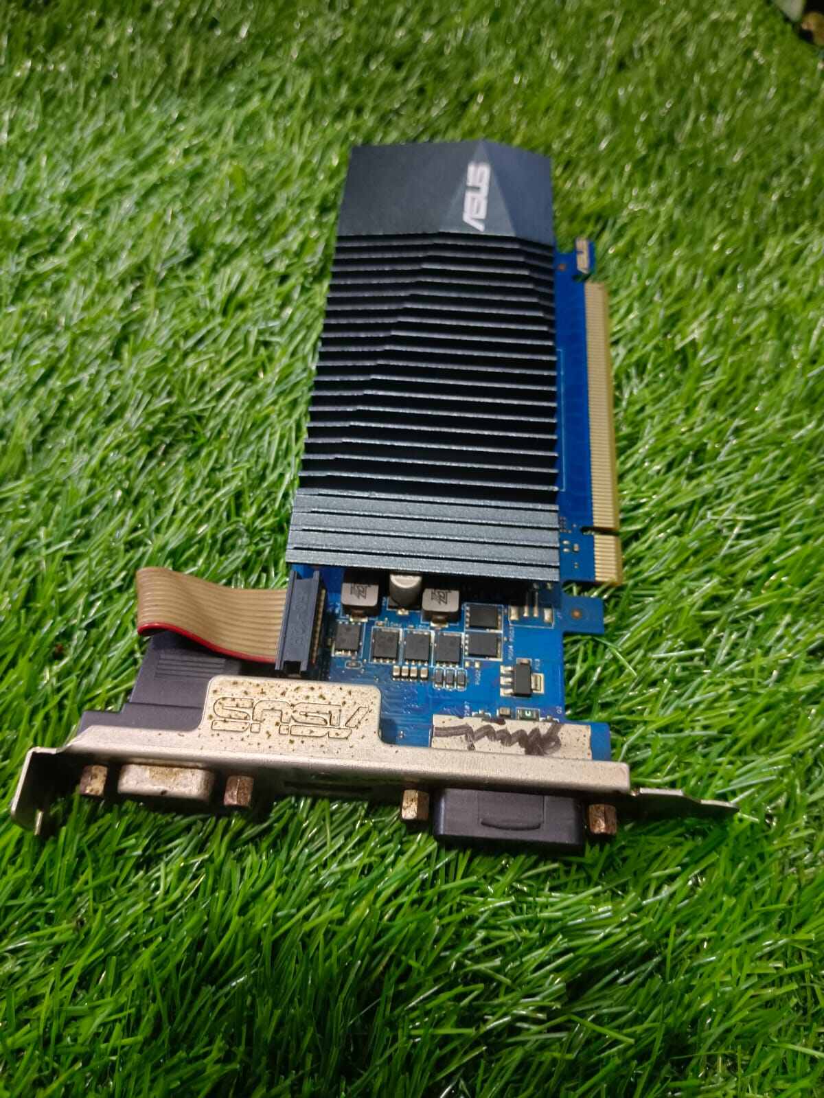 Picture of Graphics Card GPU Ddr3 2Gb Korean Full Fresh  PRODUCT 100% wORKING aVAIlable