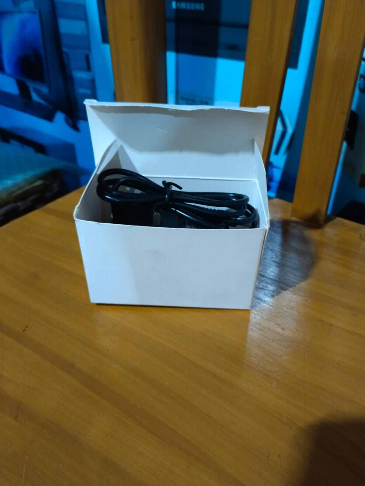 Picture of Power Adaptor 12 Volt 1 Amp (12V 1A) AC/DC Adapter For multi uses Product best quality - Black