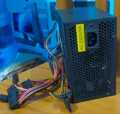 Picture of Dextop Power Supply 550Watt high quality korean Product (Black) big fan for all dextop computer multi brand varieties watt as available