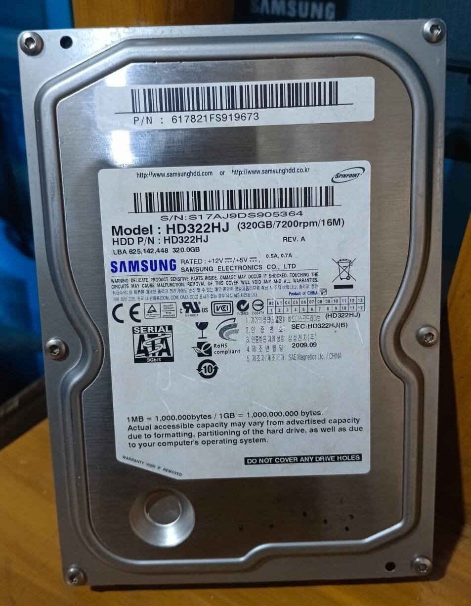 Picture of Hard Disk Drive 320Gb For Pc, Cc Camera And Other Uses Korean Product 100% Working - Reliable Storage Solution For Various Applications - 320GB