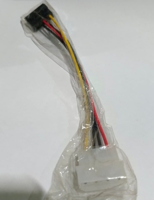 Picture of SATA Power Adapter Cable SATA 15-pin Male to 4-pin Molex Female Power Adapter Cable for IDE Hard Drive - Black