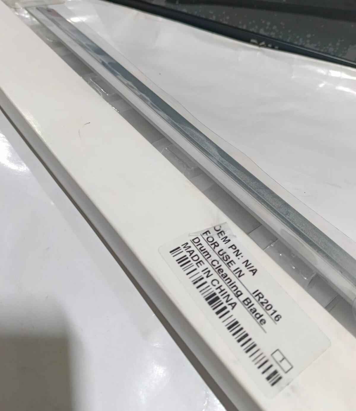 Picture of Cleaning Blade for C-A-N-O-N PHOTOCOPIER MACHINE IR-2016 2020 2022 2024 2422 2318 2420 ETC MODEL - Silver