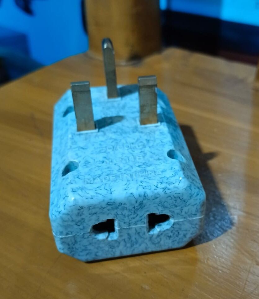 Picture of Multi 3 pic Socket three pin flat  power  Connector ceramic product high quality - Silver