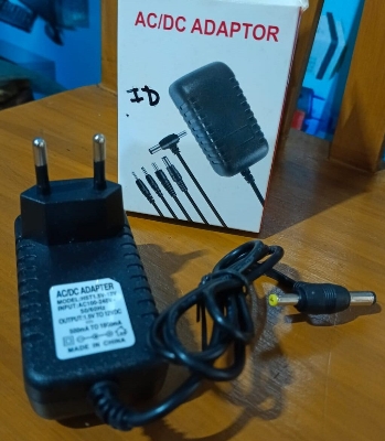 Picture of Power Adaptor  AC/DC 1.5v to 12v  0.5amp to 1amp multi Volt multi amp all in one adaptor available - Black
