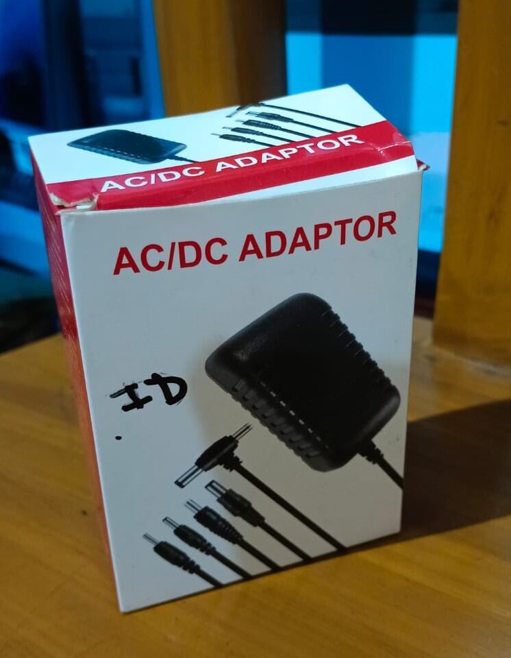 Picture of Power Adaptor  AC/DC 1.5v to 12v  0.5amp to 1amp multi Volt multi amp all in one adaptor available - Black