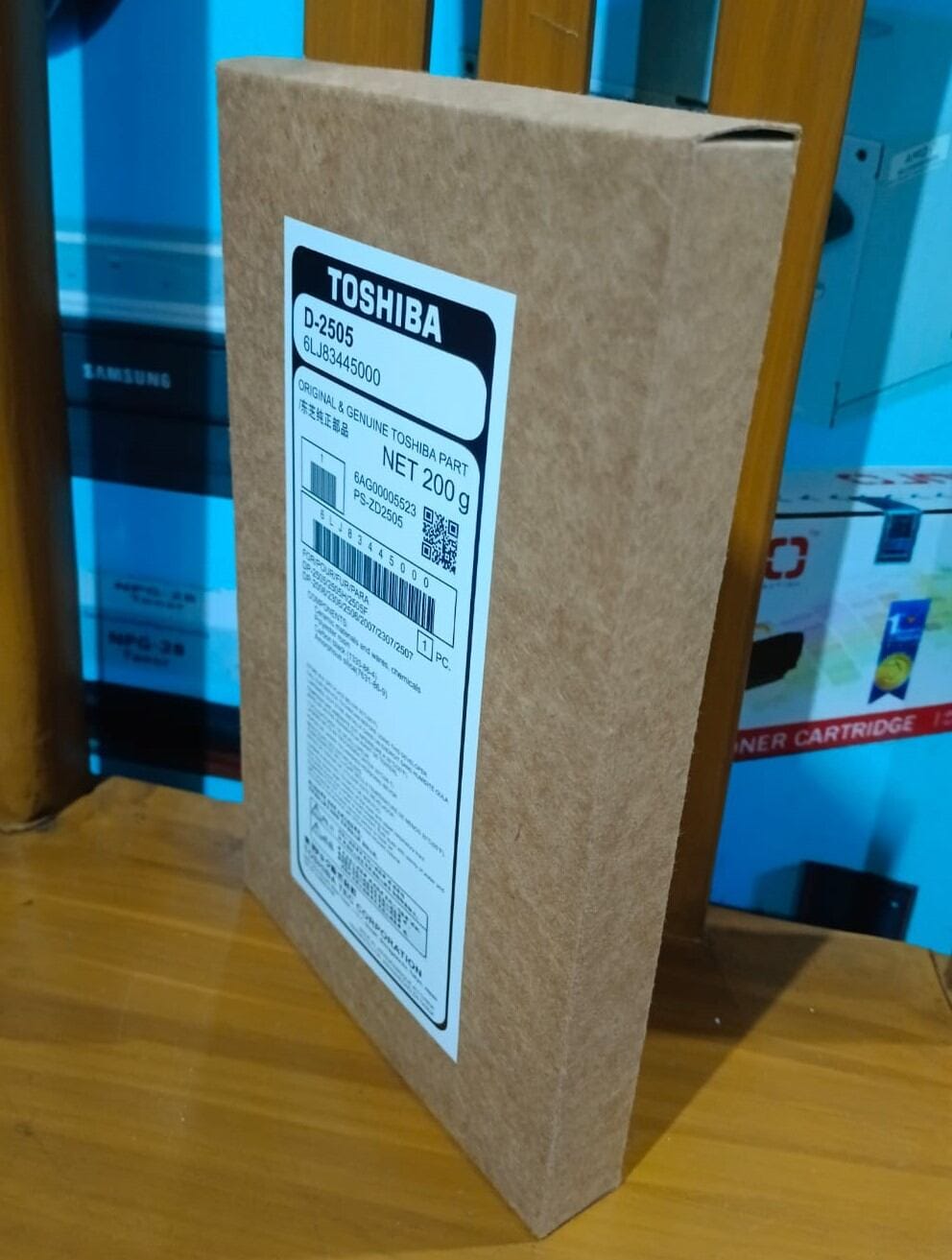 Picture of Developer D-2505 ori ginal for Toshiba e-Studio 2006 2007 2523A, 2306  2007 2307, 2523A 2523AD 2323AM 2823AM 2329A 2829A, 2809A 2303A 2803AM 2303AM etc model available - Black