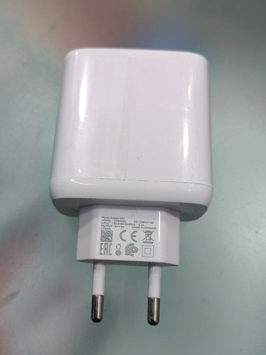 Picture of Adaptor VIVO SUPER VOOC 65W out put 5Volt 3amp  2 Pin Input china Product available - White