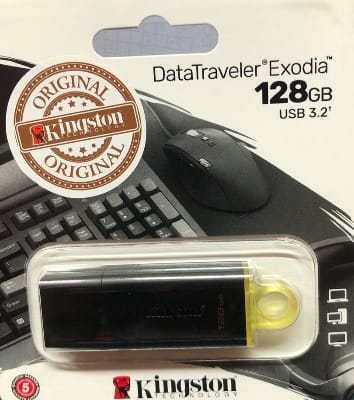 Picture of K-i-n-g-s-t-on- - DTX 128GB - USB 3.2 - DataTraveler Exodia USB Flash Drive (Pen Drive) available - Multicolor