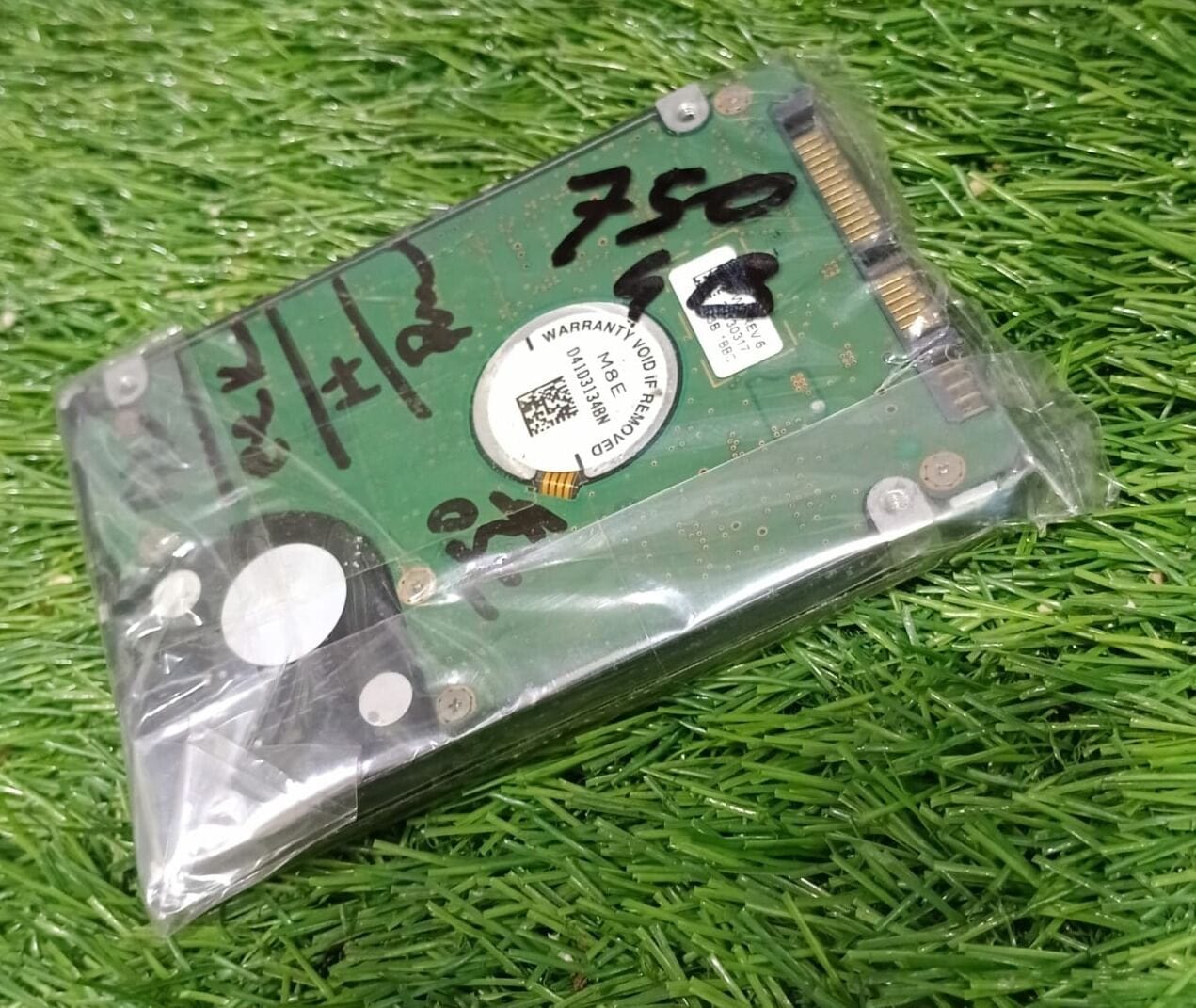 Picture of Hard disk 2.5 inch 750gb for laptop cc camera dextop multi uses korean product