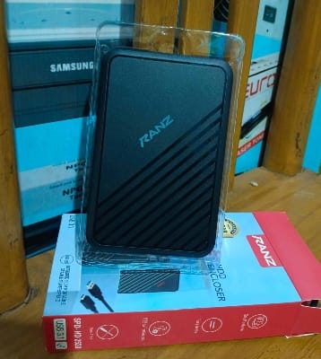 Picture of Hard disk enclosure  2.5 inch  usb hdd RANZ 1 year warranty Product High quality - Black