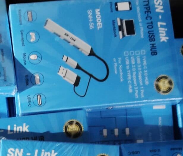 Picture of Type C to USB Hub SN Link china Best quality product for mac phone windows - Black