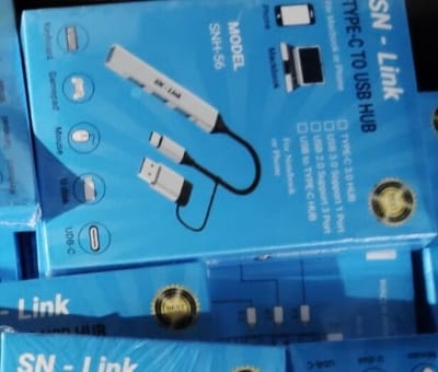 Picture of Type C to USB Hub SN Link china Best quality product for mac phone windows - Black