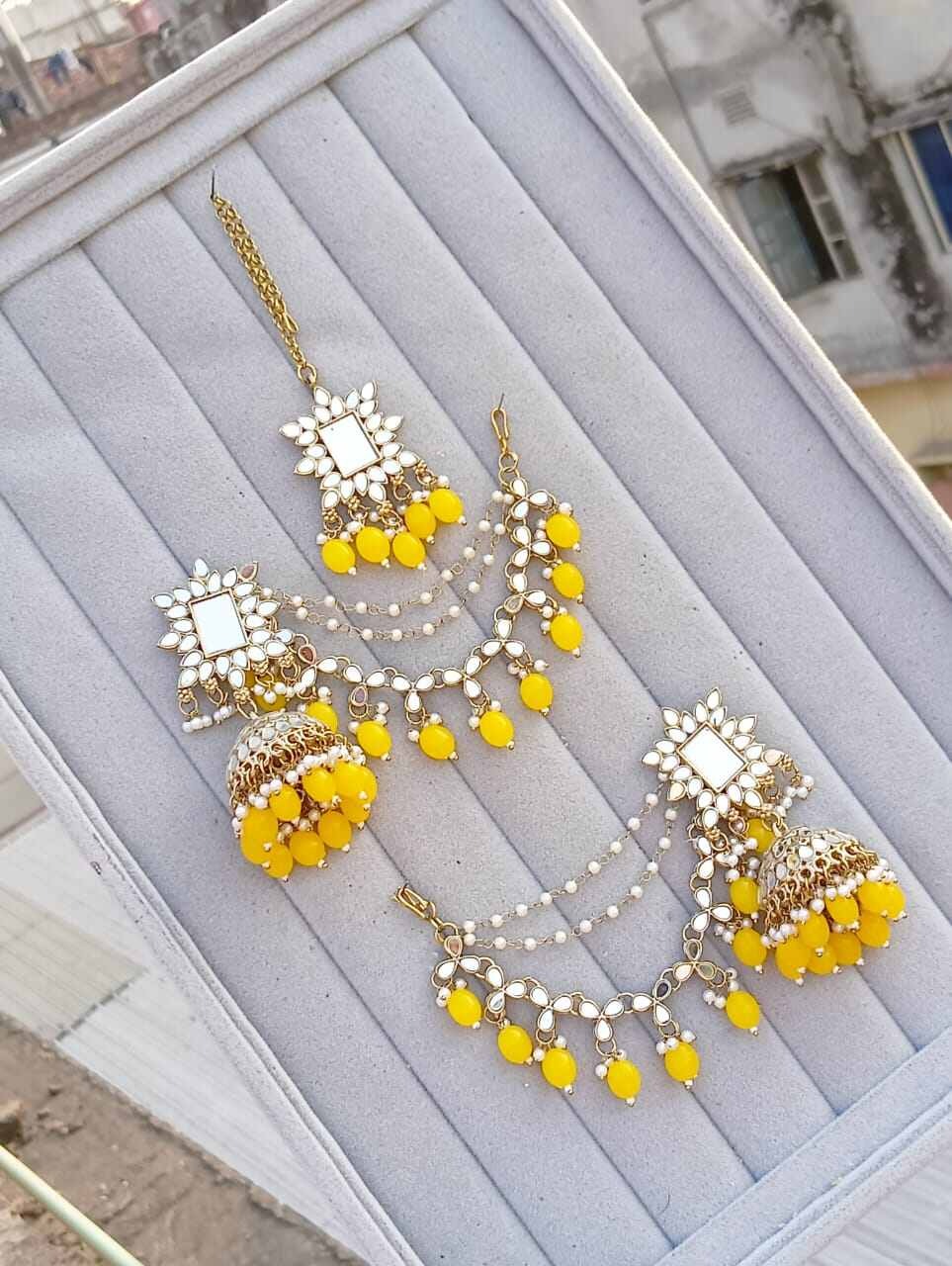 Picture of Indian Jumka Yarring - Ear Ring + Tikli