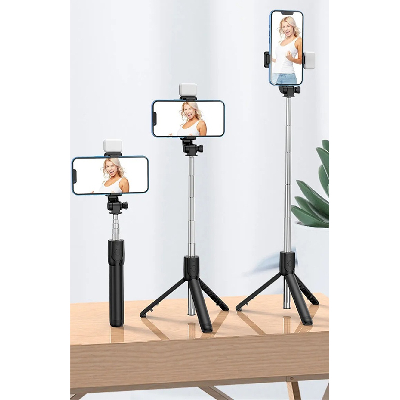 Picture of Q07 (100cm) Bluetooth Integrated Selfie Stick with Light and Bluetooth Remote Control-Black